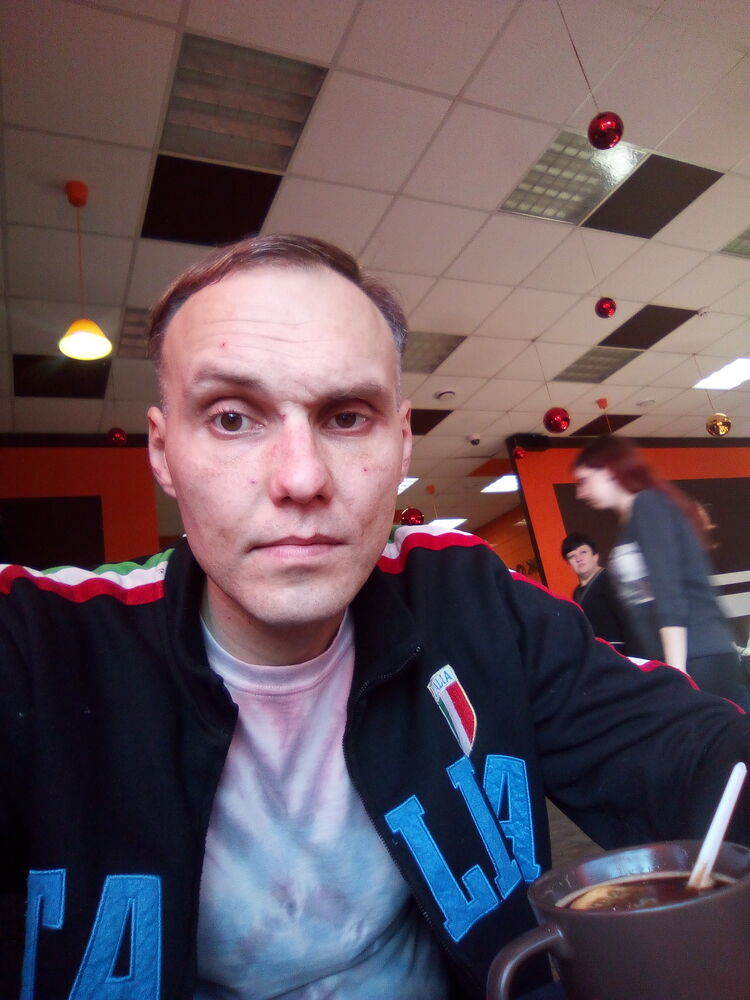  ,   Dolphin, 27 ,  
