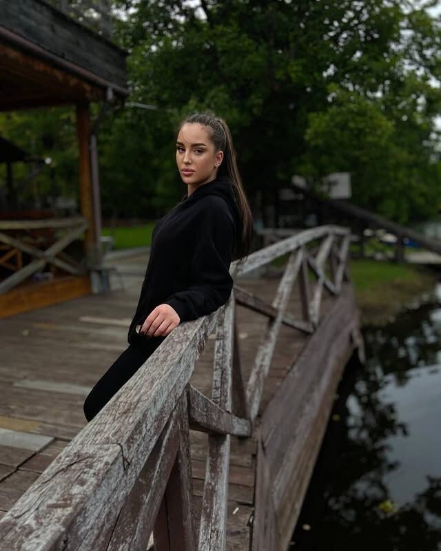  54222447  , 25 ,    -