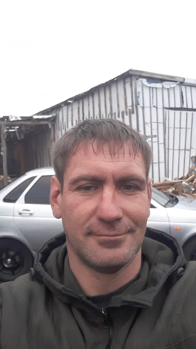  ,   Stanis, 41 ,   c 