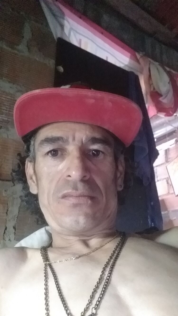  46700937  JulianAndres, 41 ,    