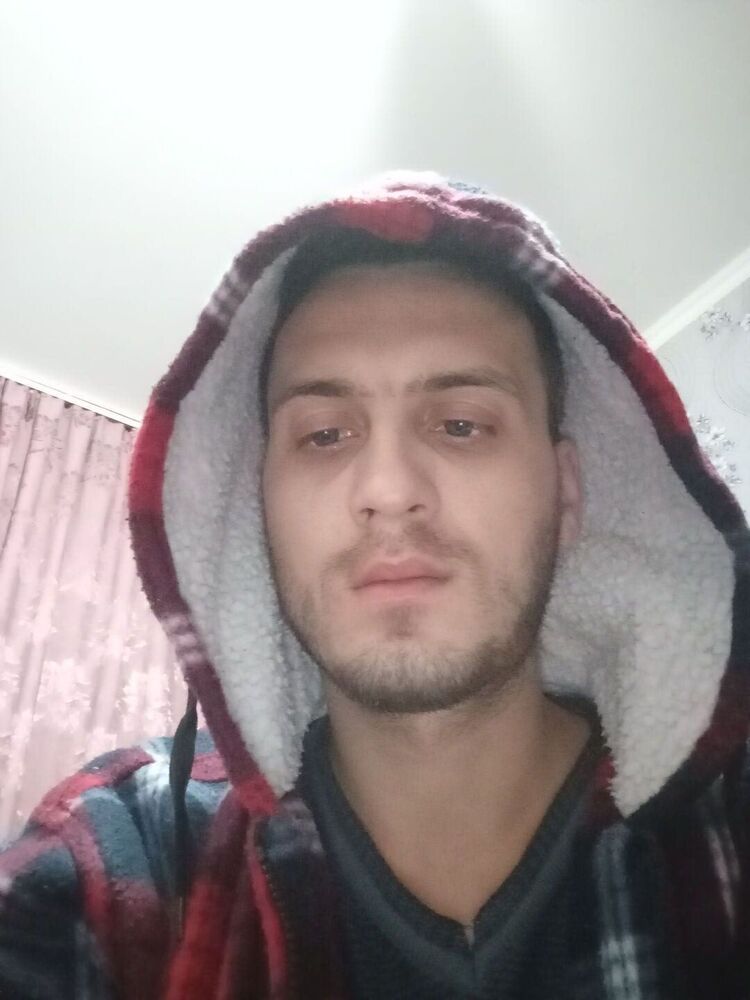  39318077  , 34 ,    