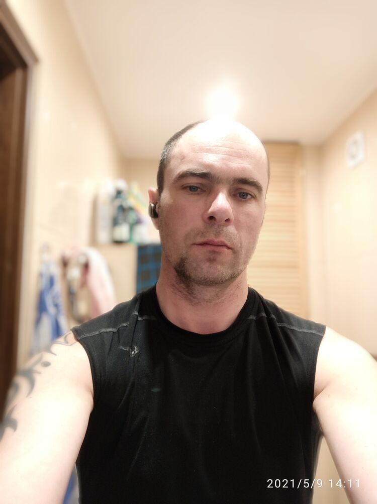  ,   Alex, 43 ,   ,   , c , 