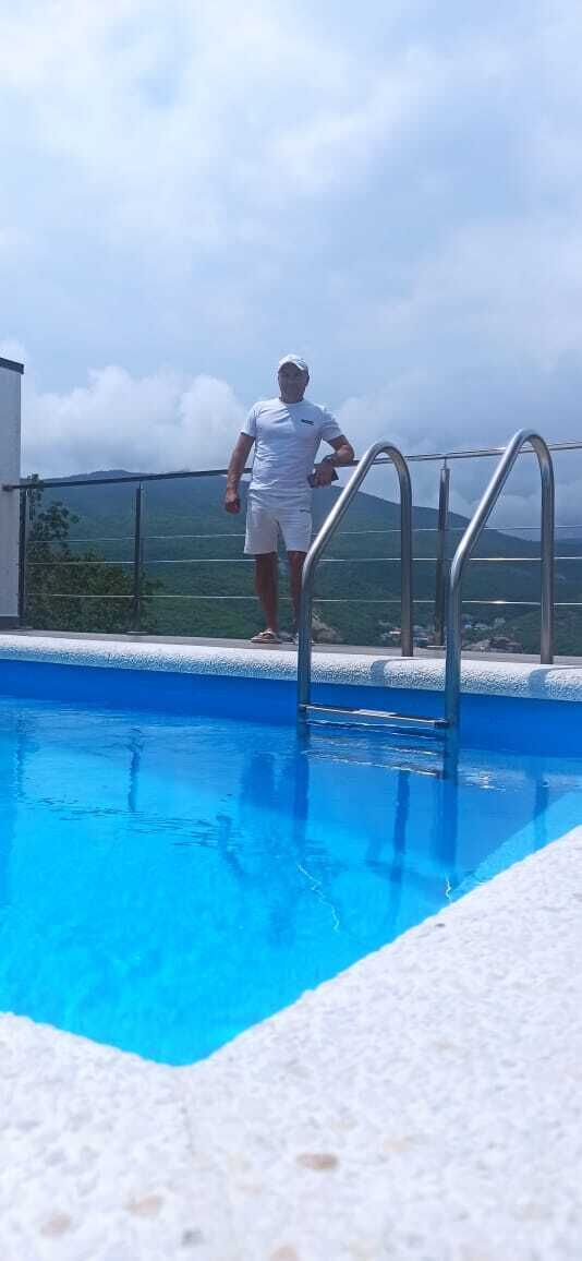  52163157  , 46 ,    