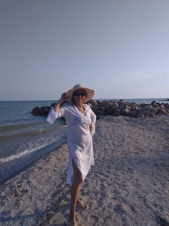  ,   Nina, 58 ,   c 