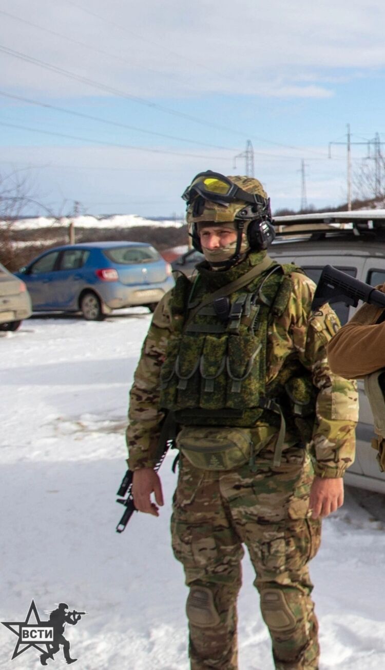  54101817  Arkadiy, 37 ,    