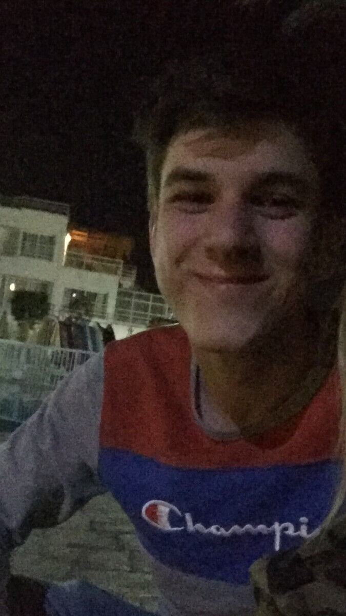  Raszyn,   ˸, 23 ,  