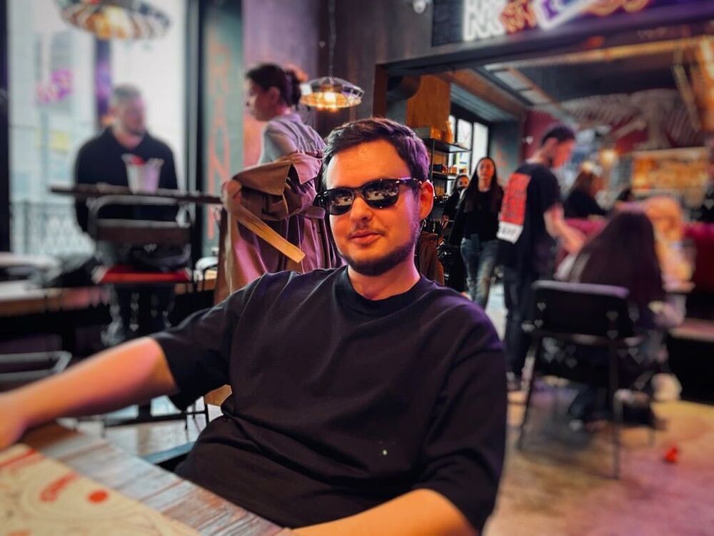  37266917  , 33 ,    -