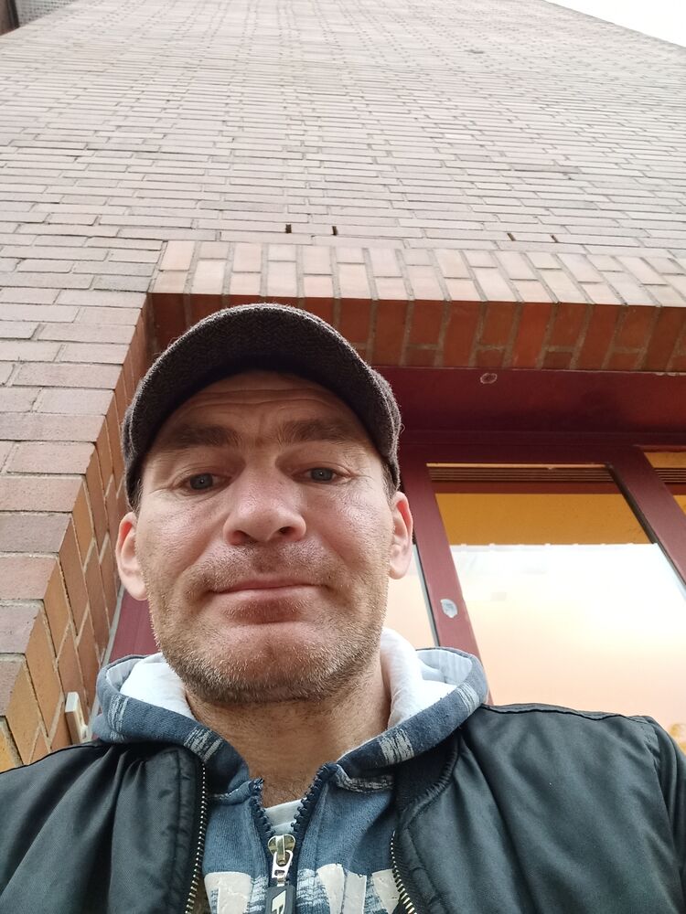  49602877  , 45 ,    Vaals