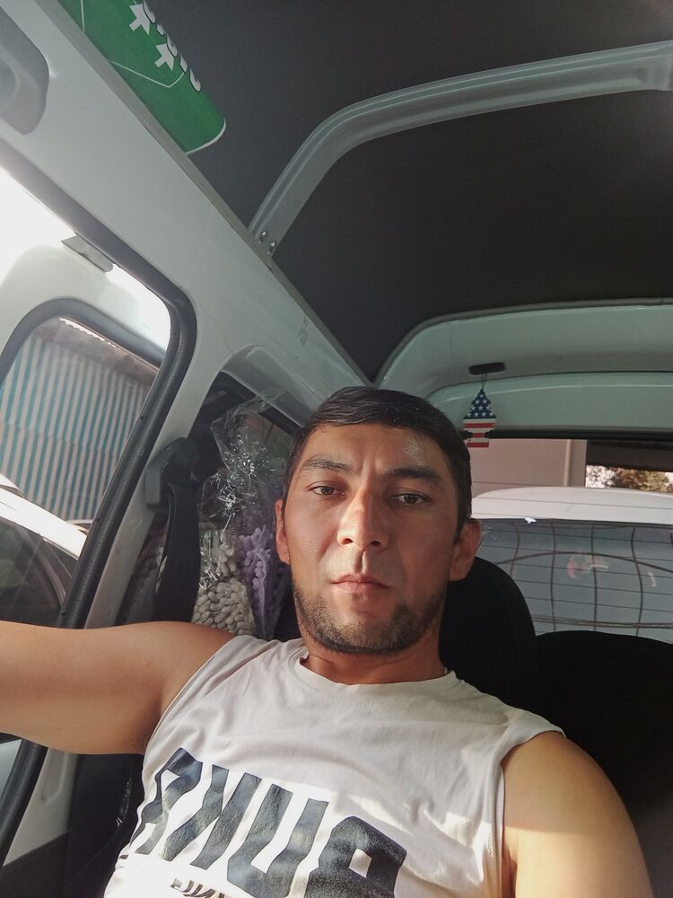  38707027  Obid, 42 ,    