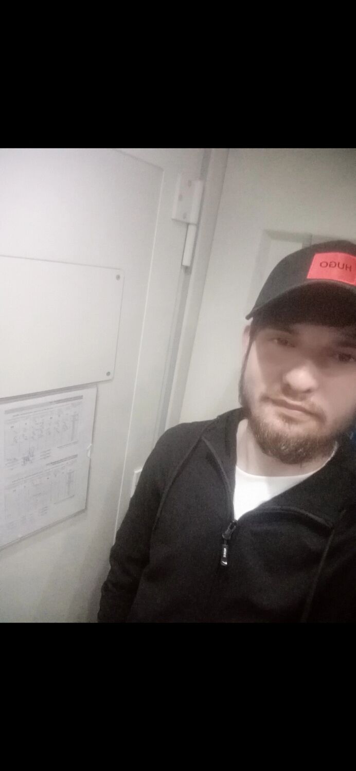  43287307  , 26 ,    -