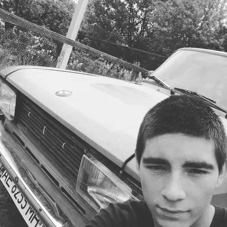  ,   Sergij, 24 ,   ,   