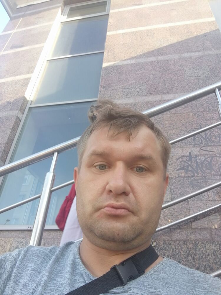  30318607  , 40 ,    -