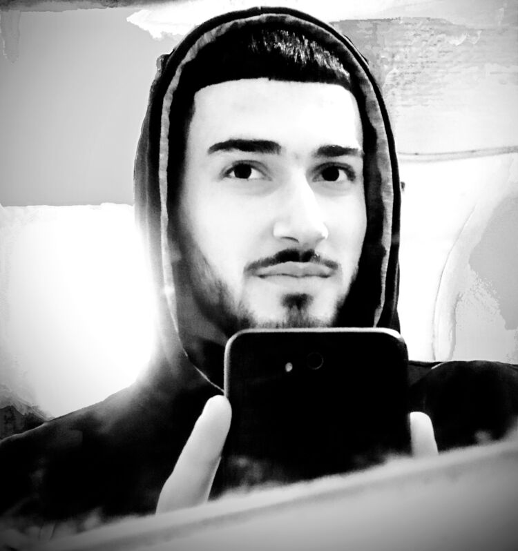  45933747  , 22 ,    