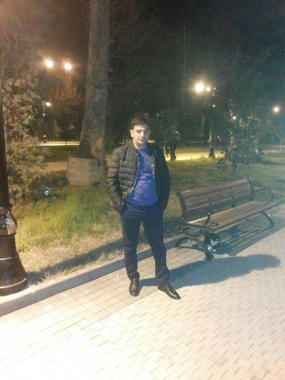  ,   Rufat, 43 ,   ,   , c 