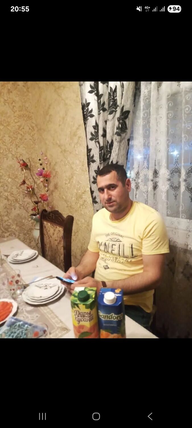  52969627  Novruz, 42 ,    