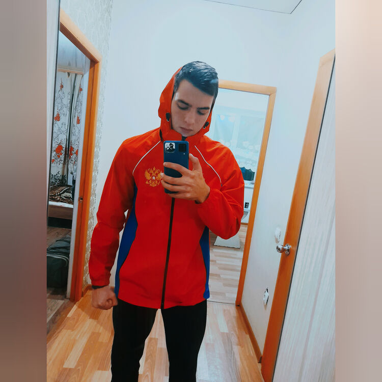  33281657  , 22 ,    