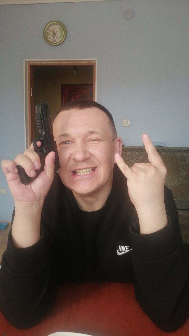  34662927  , 42 ,    