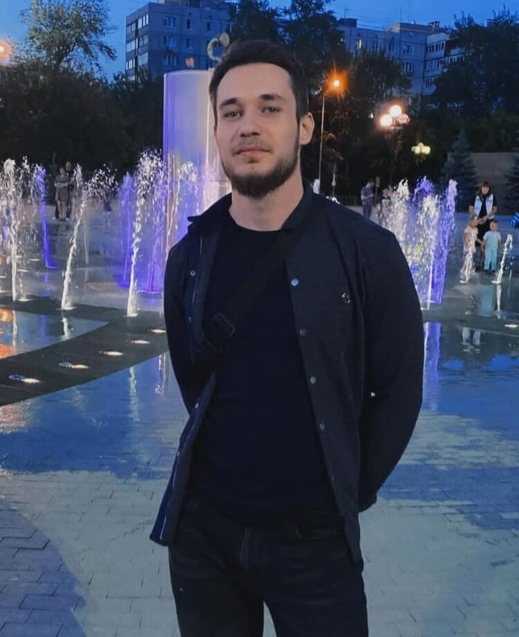  ,   Ruslan, 30 ,   ,   , c , 