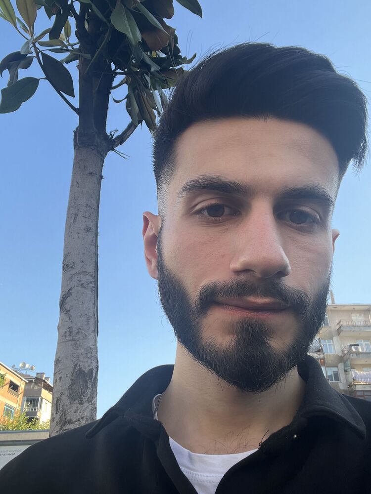  ,   Umut, 24 ,   ,   