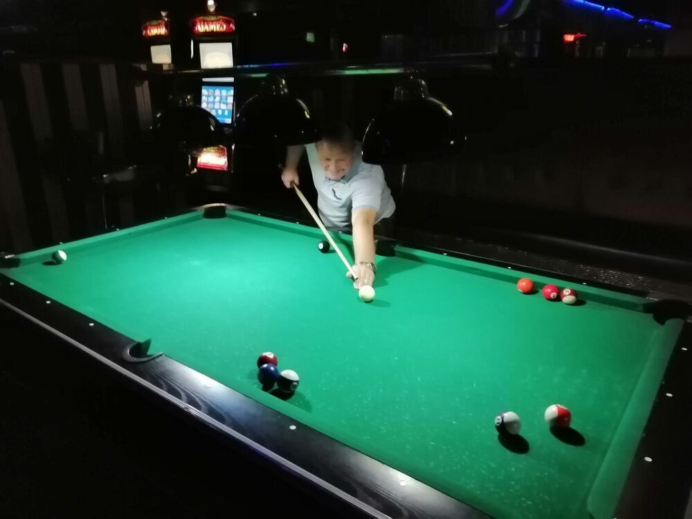  19123667  Alex, 56 ,    
