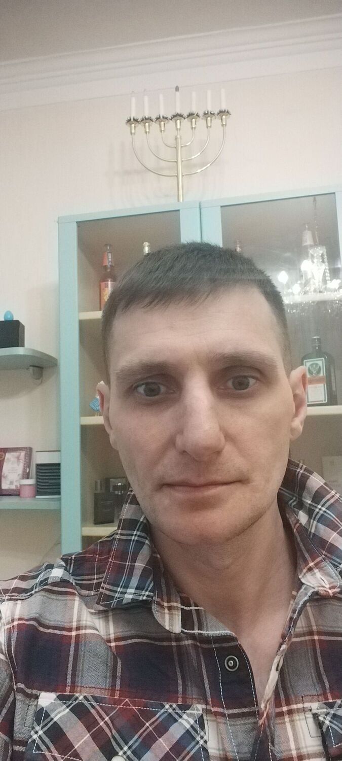  43278557  Vitaly, 43 ,    -