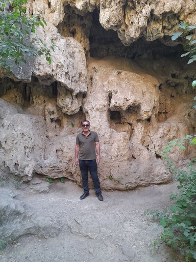  ,   Arman, 44 ,   ,   