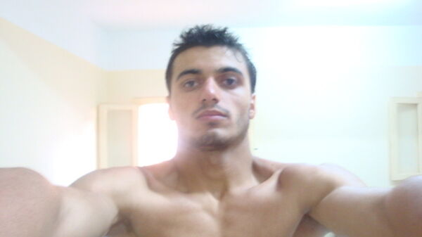  ,   Alik, 40 ,   