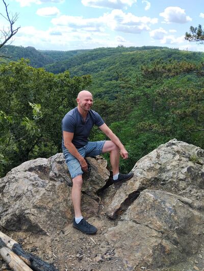  Praha,   Vitalii, 49 ,   ,   