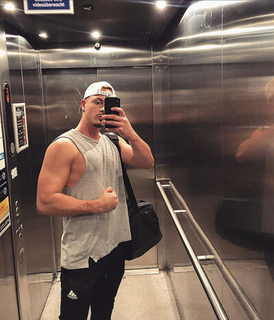  ,   Kelvin, 49 ,   ,   