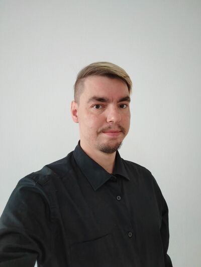  ,   Maxim, 40 ,     , c 