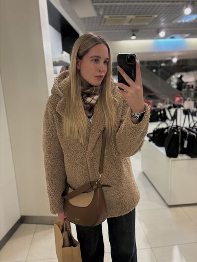  -,   , 23 ,   ,   