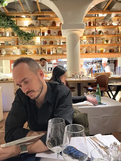  ,   Greasert, 35 ,   ,   