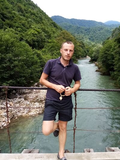  ,   Kowo, 41 ,   ,   