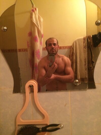  -,   Sadrik, 40 ,   ,   