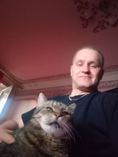  ,   Egidijus, 51 ,   c 