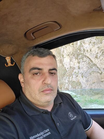  ,   Elvin, 46 ,   ,   