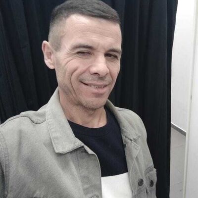  ,   Rustam, 40 ,   ,   