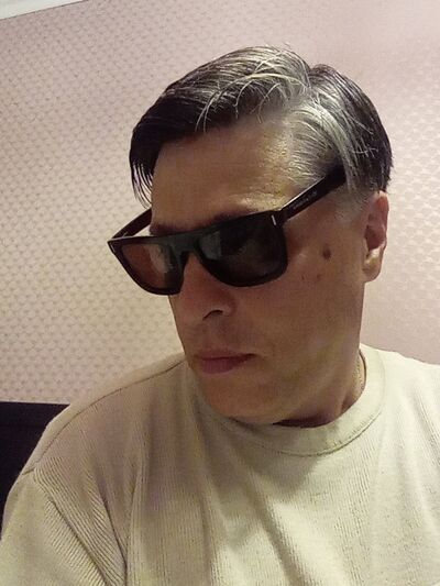  ,   Armen, 34 ,   ,   