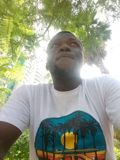  ,   Yaya, 33 ,   ,   