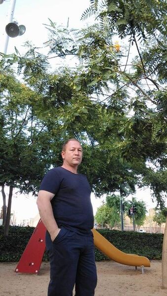  Barcelona,   Anatoliy, 54 ,   ,   , c 