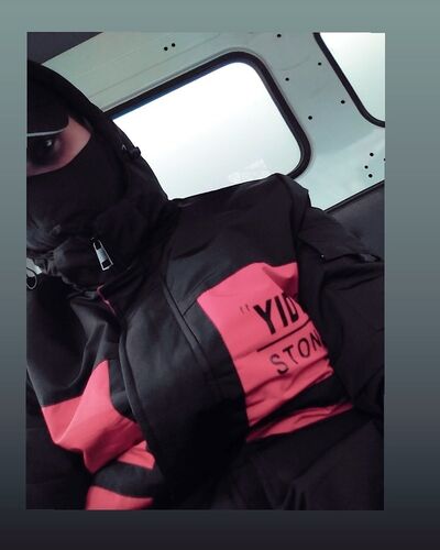  -,   Alek, 25 ,   ,   , c 