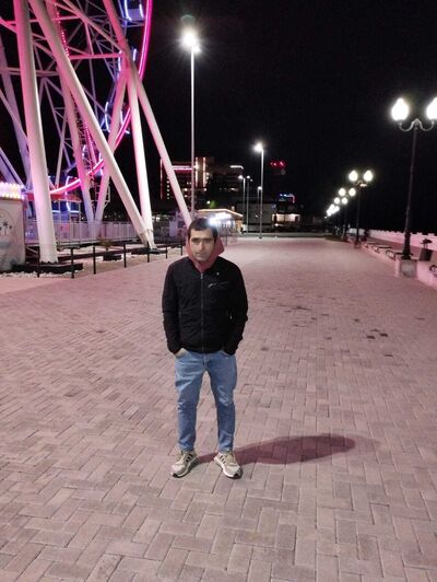  ,   Zali, 35 ,   ,   