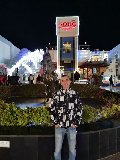  ,   Alexander, 39 ,   ,   , c 