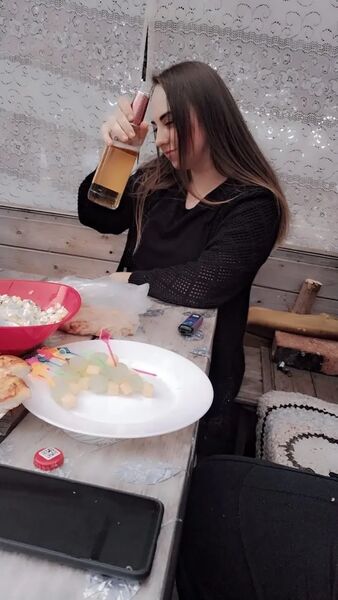  ,   Vika, 27 ,   c 