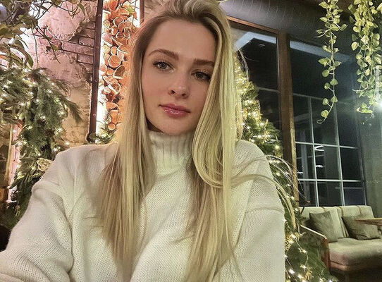  ,   Anna, 30 ,   ,   