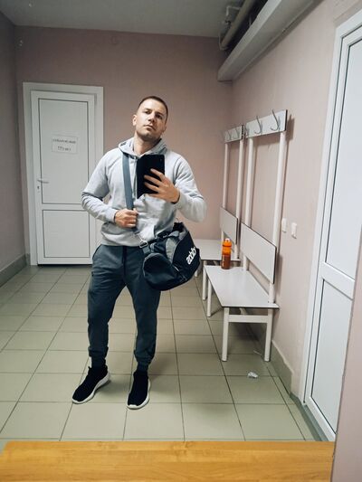  ,   Aleks, 32 ,   ,   
