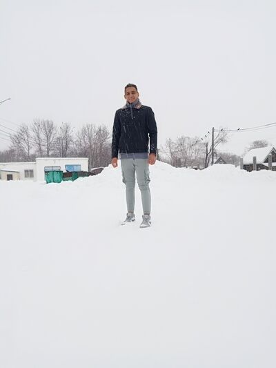  ,   Adel, 24 ,   ,   