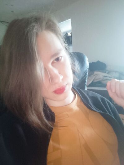 ,   Alex, 18 ,   ,   , c , 