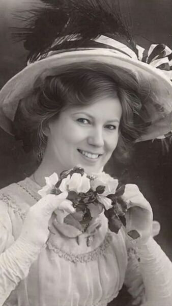  ,   Lana, 54 ,   ,   , c 