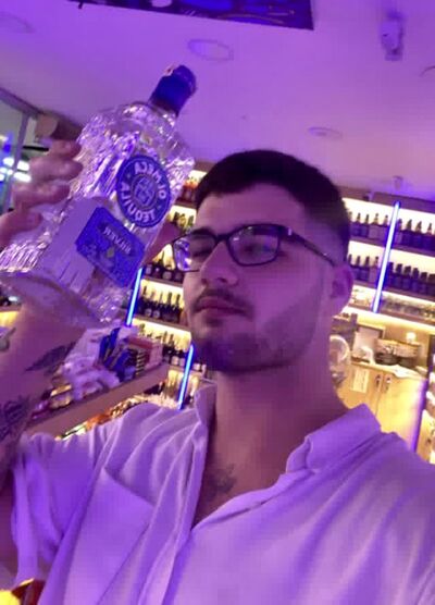  ,   Burak, 20 ,   ,   